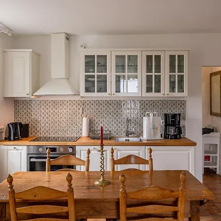 Koenigsstuhl 아파트 사스니츠