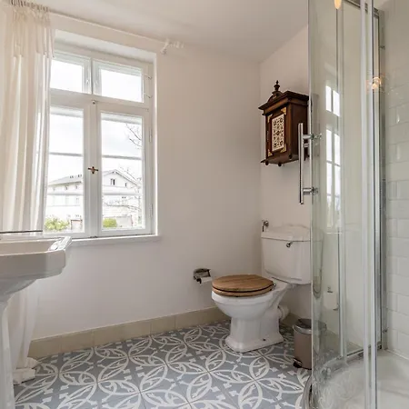 Koenigsstuhl 아파트