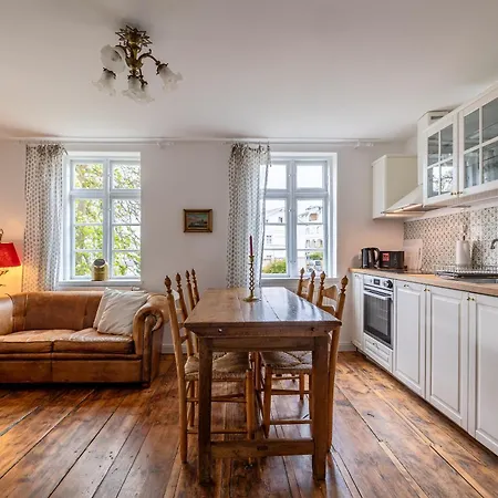 Koenigsstuhl Apartment